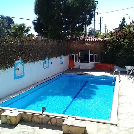 Ophelia Villa